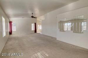 304 N Bay Dr, Gilbert, AZ 85233 photo 6