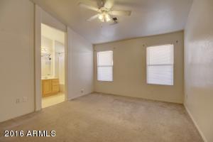 304 N Bay Dr, Gilbert, AZ 85233 photo 12