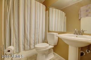 304 N Bay Dr, Gilbert, AZ 85233 photo 9