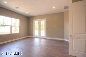 3620 Elm St, Phoenix, AZ 85018 photo 9