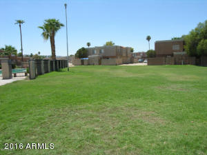 4520 E Riverside St, Phoenix, AZ 85040 photo 2