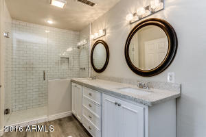3917 E Fairmount Ave, Phoenix, AZ 85018 photo 12