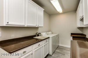 3917 E Fairmount Ave, Phoenix, AZ 85018 photo 9