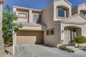 2720 E Schiliro Cir, Phoenix, AZ 85032 photo 1