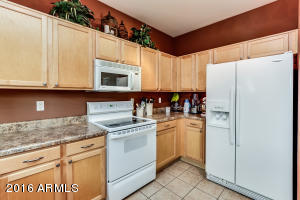 2720 E Schiliro Cir, Phoenix, AZ 85032 photo 24