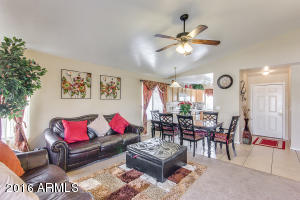 2082 E Catclaw St, Gilbert, AZ 85296 photo 4