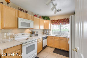 2082 E Catclaw St, Gilbert, AZ 85296 photo 8