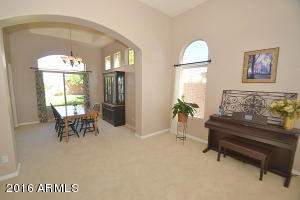 2992 E Millbrae Ln, Gilbert, AZ 85234 photo 9