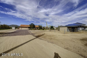 2132 E Maddock Rd, Phoenix, AZ 85086 photo 4