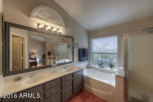 2903 E Verbena Dr, Phoenix, AZ 85048 photo 8