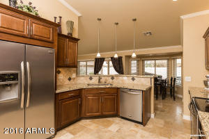 2198 E Temple Ct, Gilbert, AZ 85296 photo 2