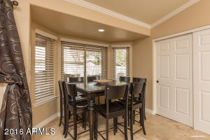 2198 E Temple Ct, Gilbert, AZ 85296 photo 4
