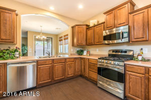 3271 E Meadowview Dr, Gilbert, AZ 85298 photo 4