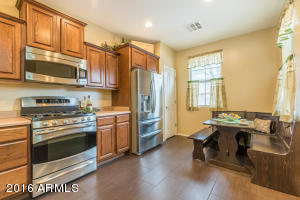 3271 E Meadowview Dr, Gilbert, AZ 85298 photo 2