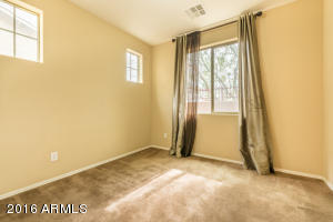 3271 E Meadowview Dr, Gilbert, AZ 85298 photo 9