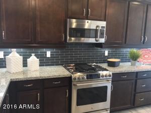 2045 E Anderson Dr, Phoenix, AZ 85022 photo 4