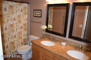 1363 E Oxford Ln, Gilbert, AZ 85295 photo 24