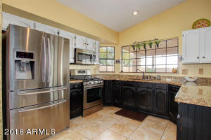 3233 E Cedarwood Ln, Phoenix, AZ 85048 photo 8