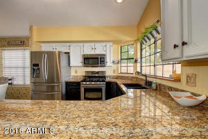 3233 E Cedarwood Ln, Phoenix, AZ 85048 photo 9
