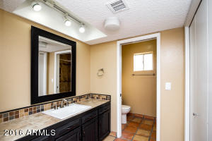 2109 E Concorda Dr, Tempe, AZ 85282 photo 9