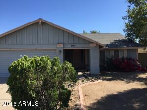 1907 E Saint Catherine Ave, Phoenix, AZ 85042 photo 1