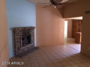 1907 E Saint Catherine Ave, Phoenix, AZ 85042 photo 2