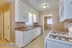 2042 E Flower St, Phoenix, AZ 85016 photo 13