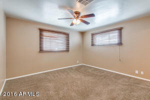 2042 E Flower St, Phoenix, AZ 85016 photo 18