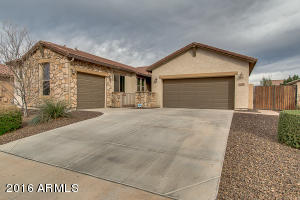 1828 E Indigo St, Gilbert, AZ 85298 photo 3