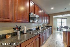 1828 E Indigo St, Gilbert, AZ 85298 photo 9