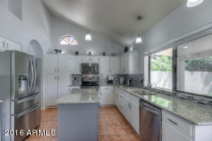 1953 E Greentree Dr, Tempe, AZ 85284 photo 9