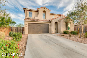 2239 E Brigadier Dr, Gilbert, AZ 85298 photo 1