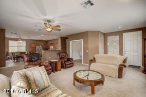 2946 E Ravenswood Dr, Gilbert, AZ 85297 photo 4
