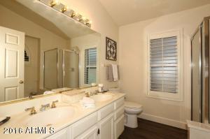 2914 E Calavar Rd, Phoenix, AZ 85032 photo 10
