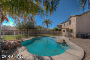 2161 S Peppertree Dr, Gilbert, AZ 85295 photo 6