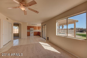 2161 S Peppertree Dr, Gilbert, AZ 85295 photo 9