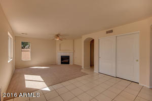 2161 S Peppertree Dr, Gilbert, AZ 85295 photo 8