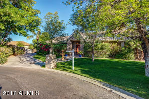 198 N Sierra Ct, Gilbert, AZ 85234 photo 2