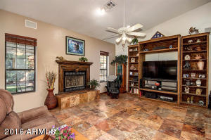 198 N Sierra Ct, Gilbert, AZ 85234 photo 18