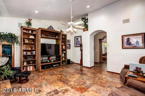 198 N Sierra Ct, Gilbert, AZ 85234 photo 17