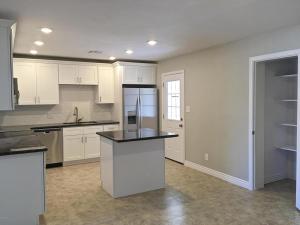 525 E Desert Ave, Apache Junction, AZ 85119 photo 18