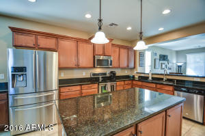 3643 E Robin Ln, Gilbert, AZ 85296 photo 6