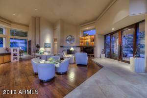 5630 E Rockridge Rd, Phoenix, AZ 85018 photo 4