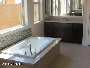 3941 E Iris Dr, Chandler, AZ 85286 photo 4