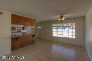 6814 N 36th Dr, Phoenix, AZ 85019 photo 9