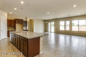 3596 E Cassia Ln, Gilbert, AZ 85298 photo 11