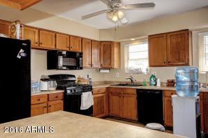 2439 E Flower St, Phoenix, AZ 85016 photo 8