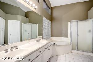 531 E Brookwood Ct, Phoenix, AZ 85048 photo 12