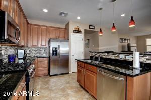 972 Euclid Ave, Gilbert, AZ 85297 photo 9