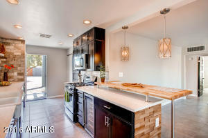 1335 E Weldon Ave, Phoenix, AZ 85014 photo 8